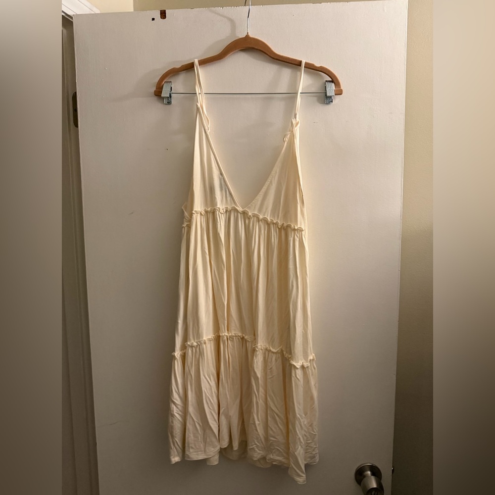 Forever 21 Light Beige Sleeveless Top